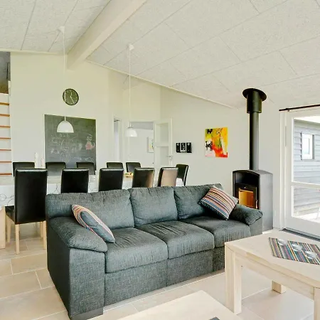 Four-bedroom Holiday In Sydals 5 度假居 *